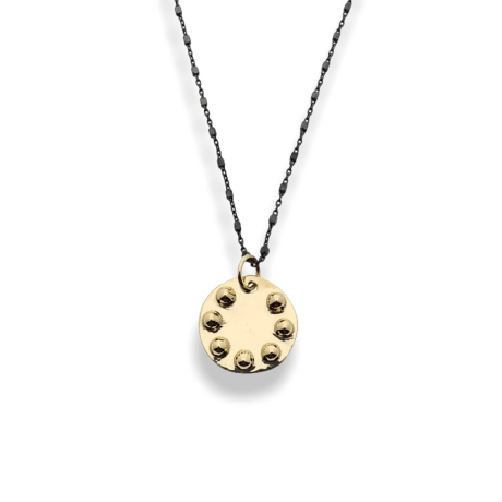 Colgante medallón ckakras oro